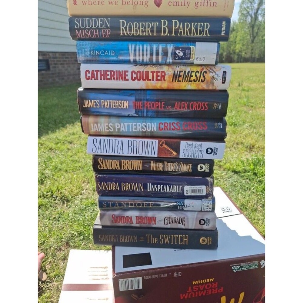 Books - Picture 3 of 3